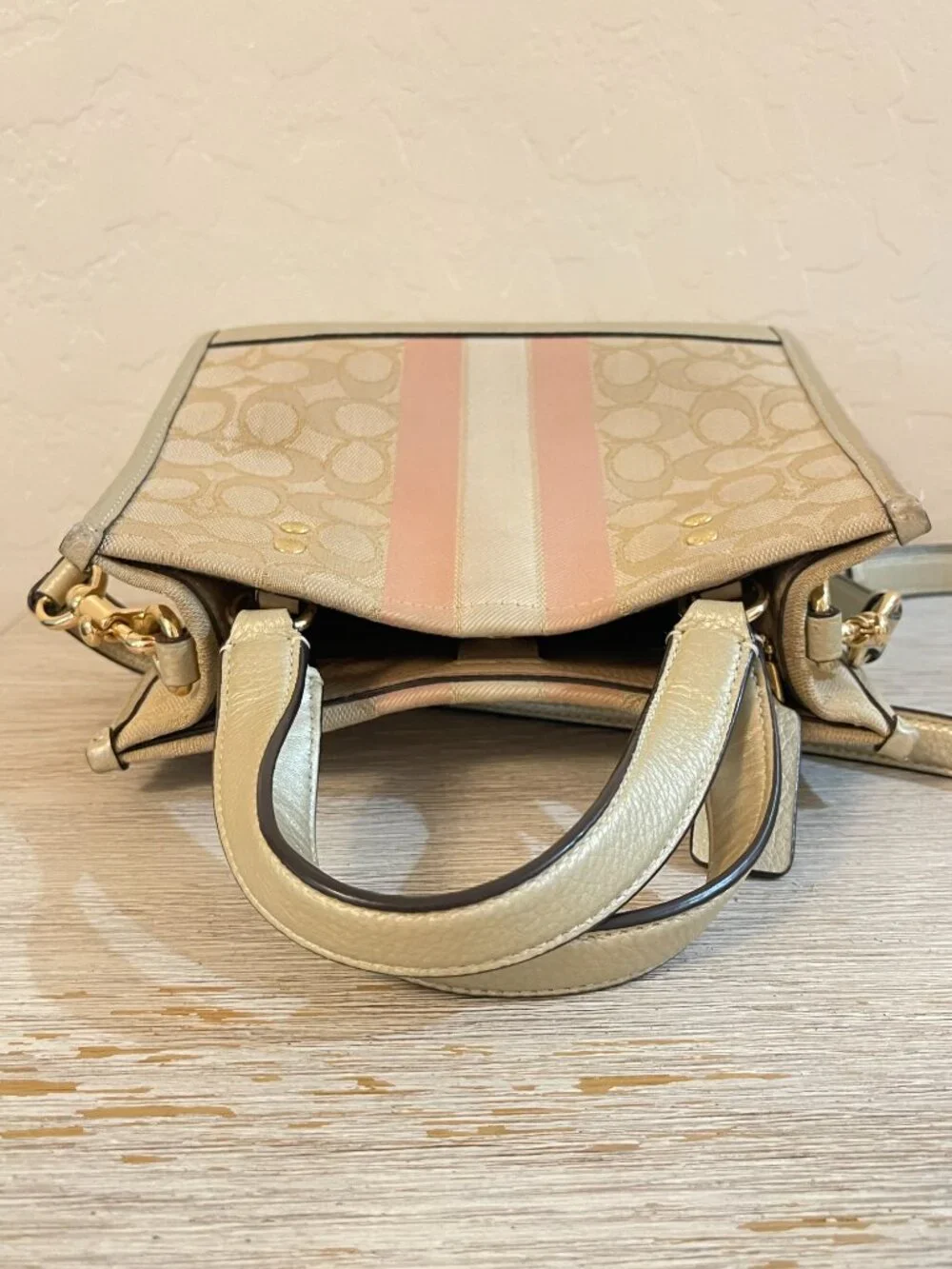 Coach Dempsey Tote 22 Crossbody Bag CG096 Signature Stripe Pink Khaki